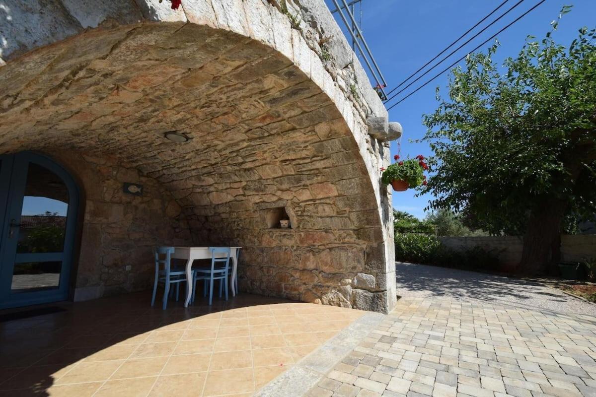 Apartments Insula Insule - Rustic & Peaceful Skrbcici Ngoại thất bức ảnh